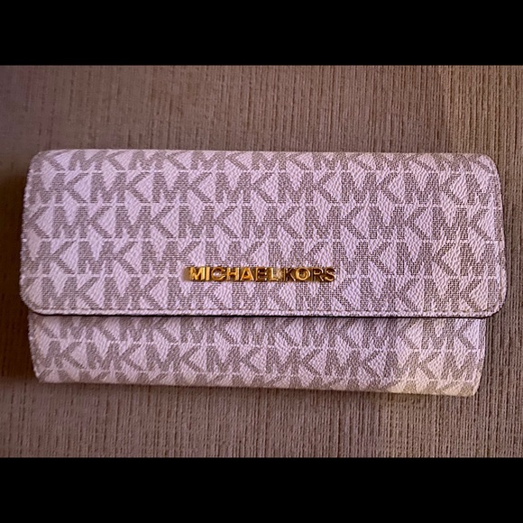 MK Michael Kors jet set handbag and wallet set EUC - Picture 4 of 5